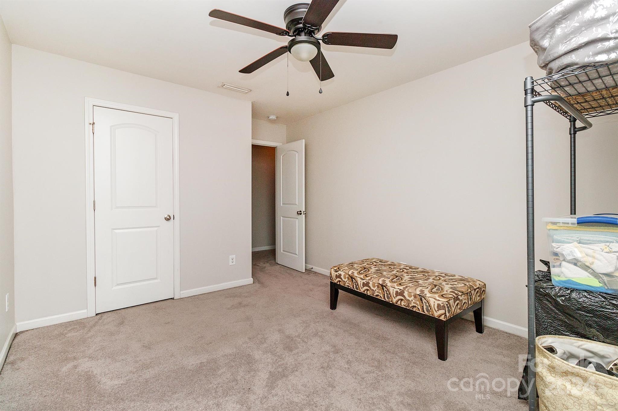 Newport Lakes - Residential