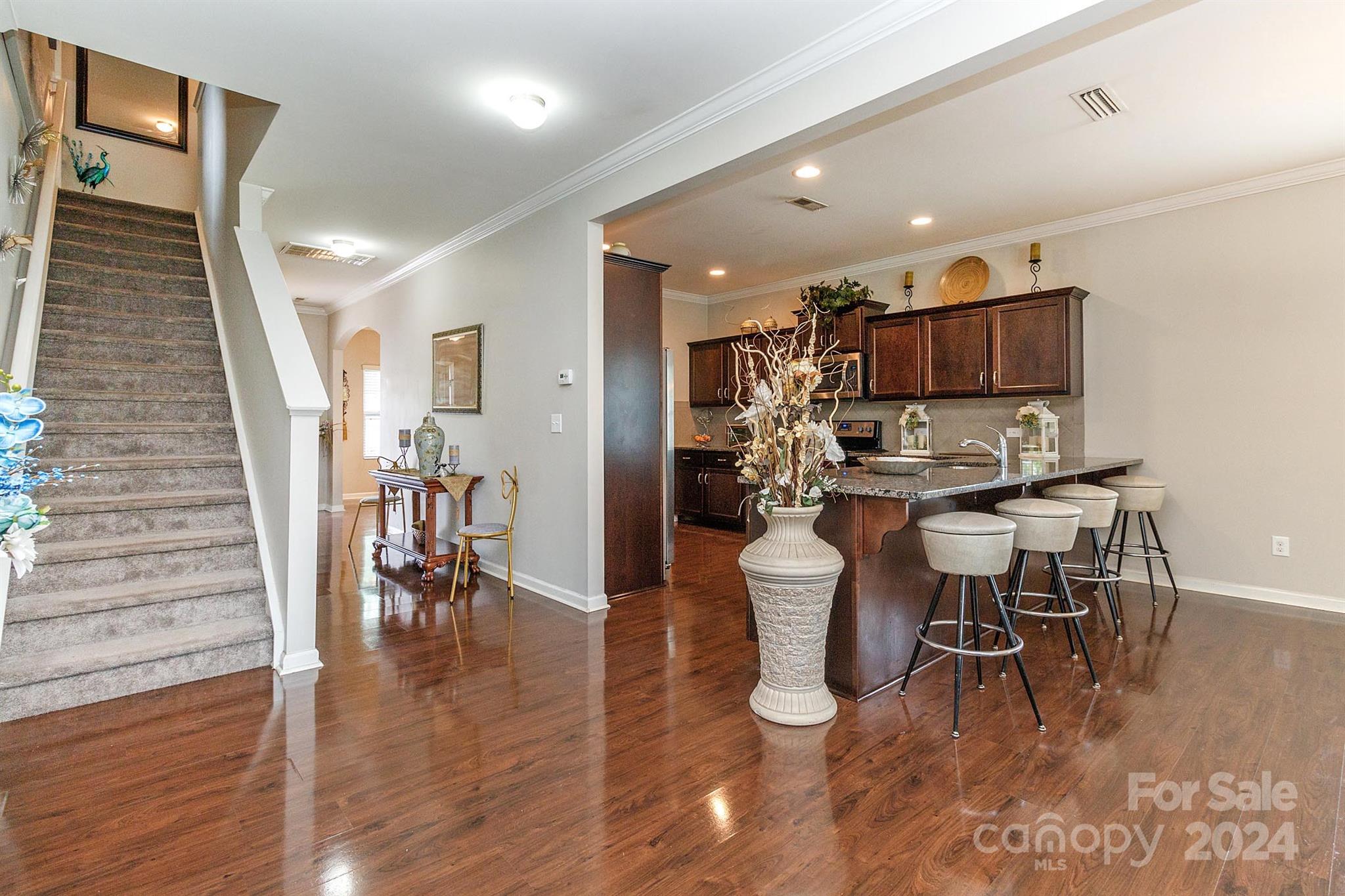 Newport Lakes - Residential