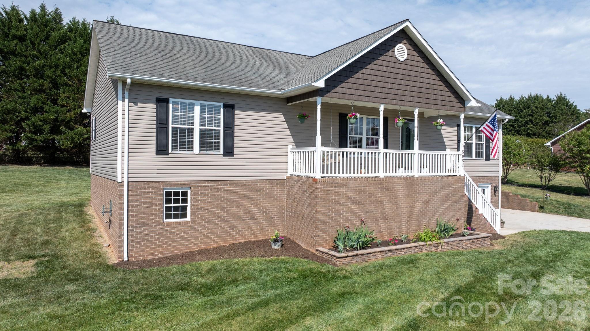 5087 South Oak Circle