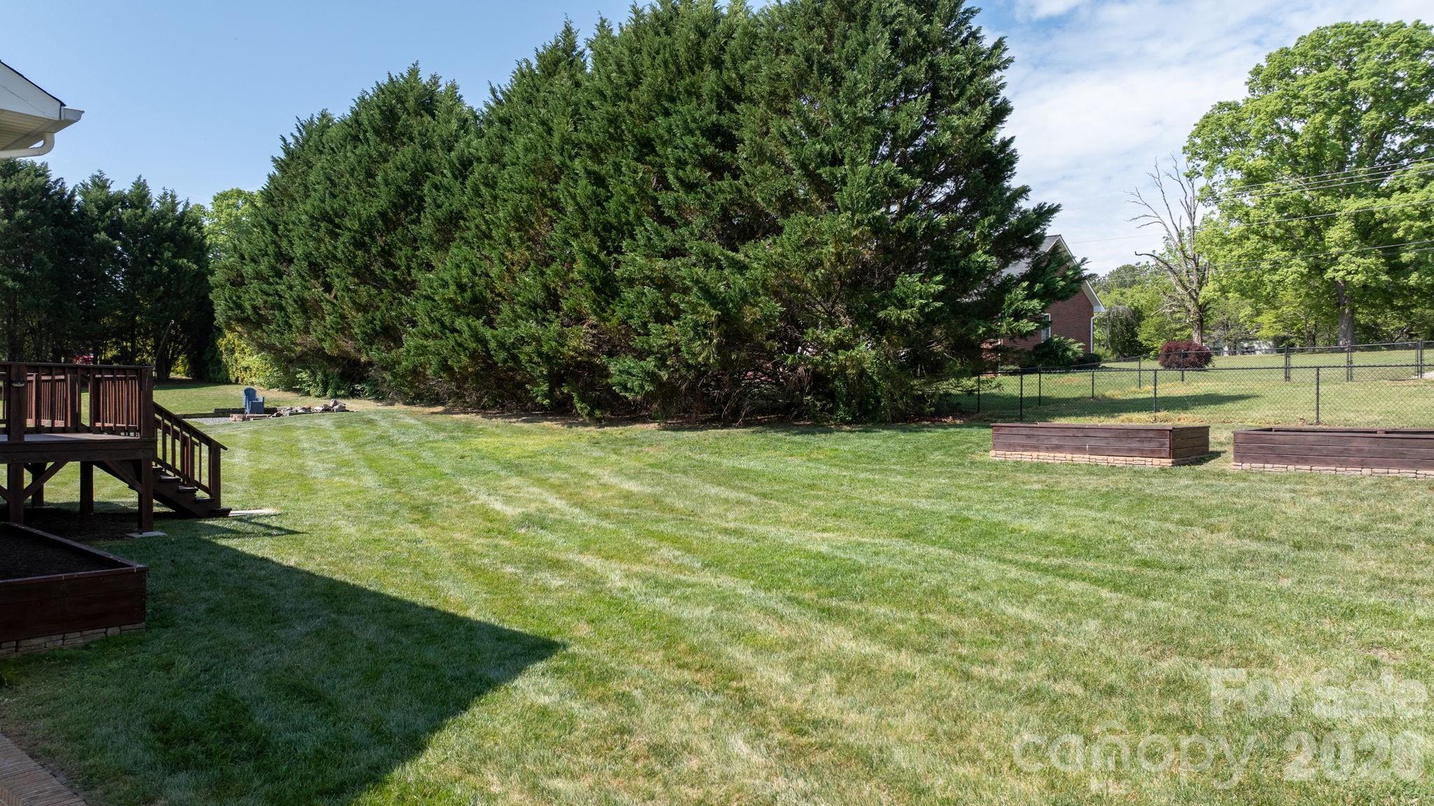 Twin Oaks - Residential
