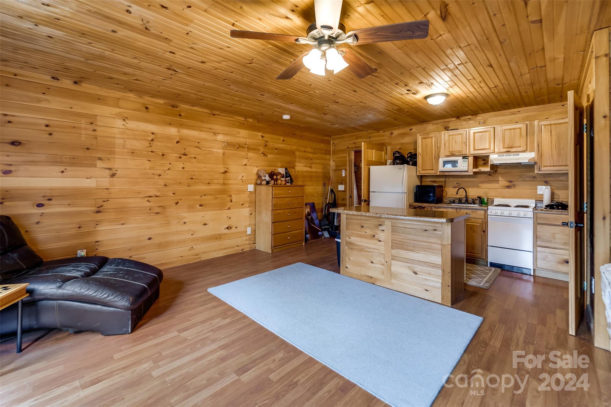 Sam Cove - Residential