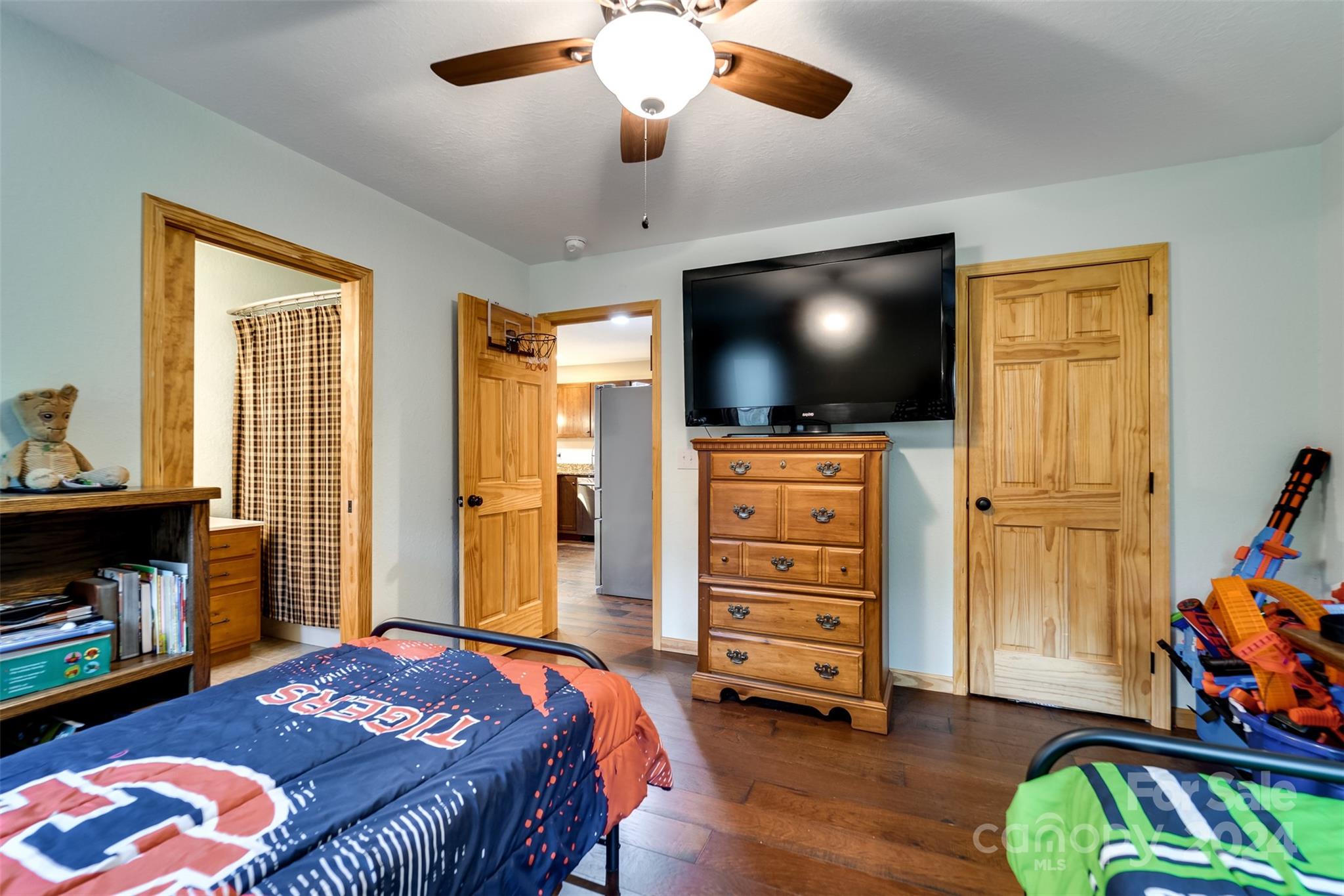 Sam Cove - Residential