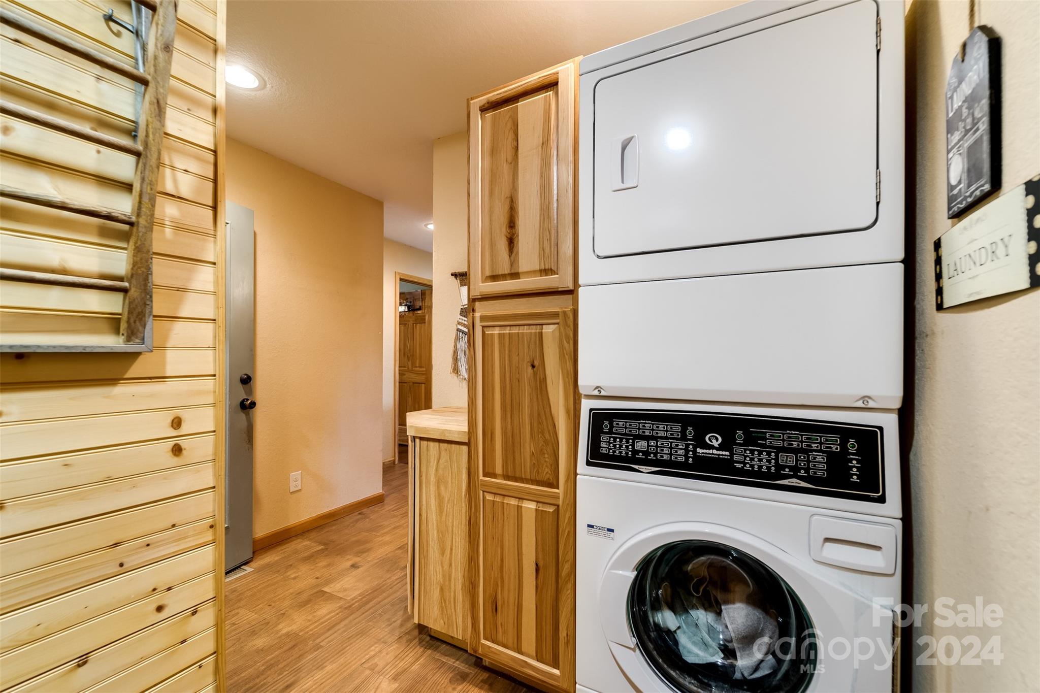 Sam Cove - Residential