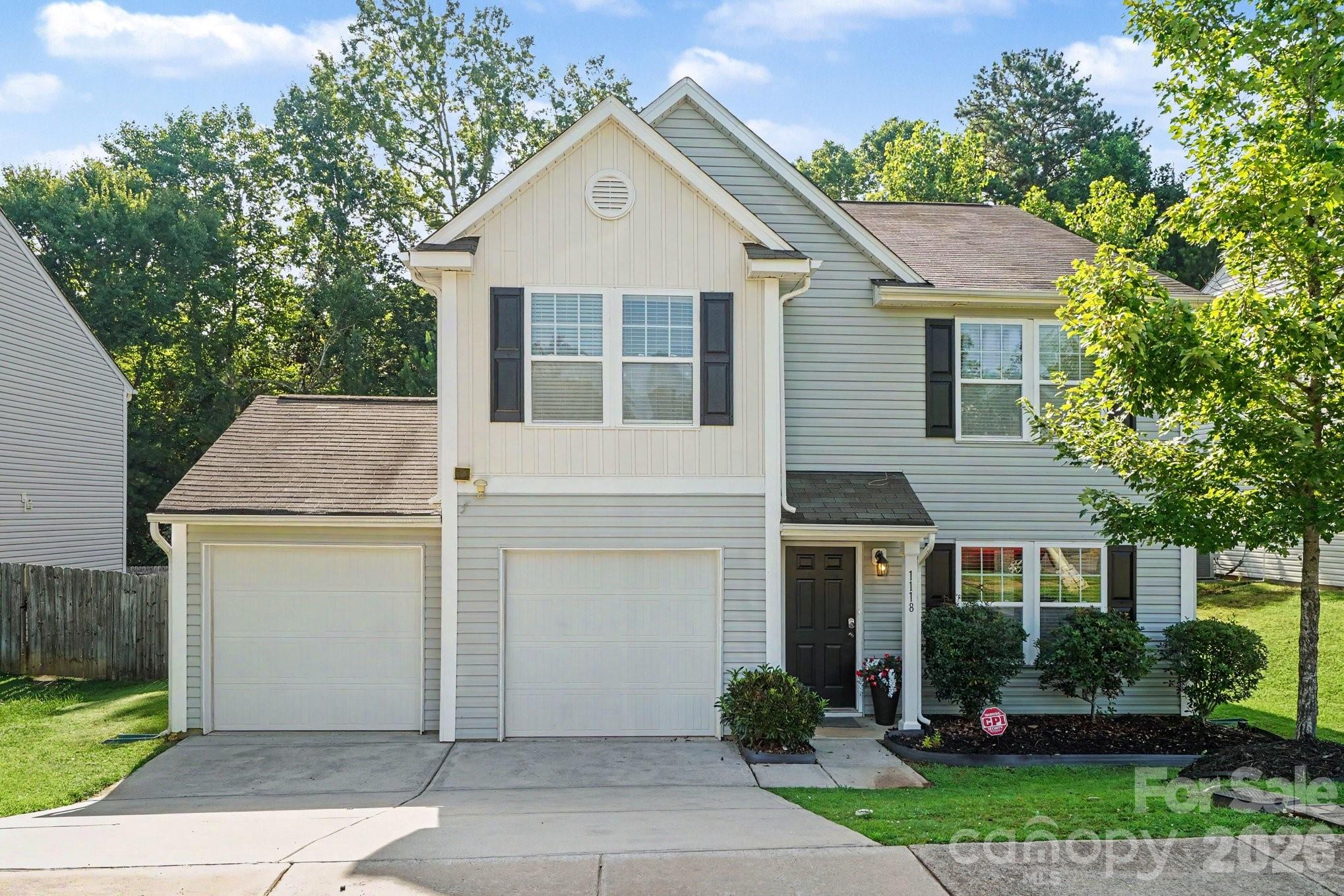 1118 Manston Place SW