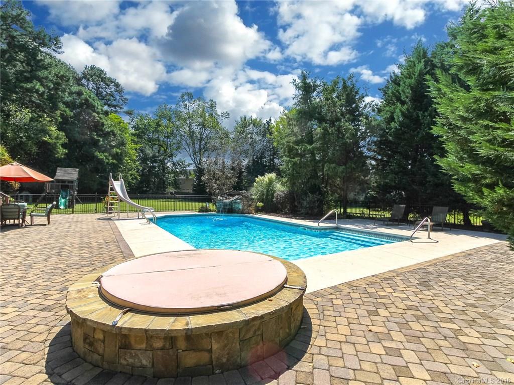 Carowood - Residential