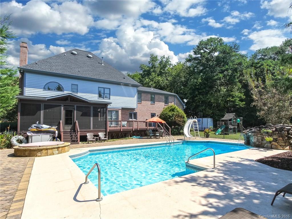 Carowood - Residential