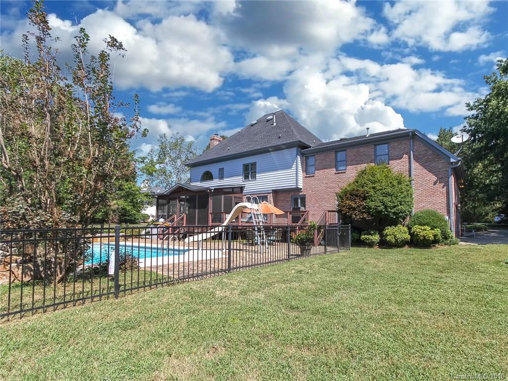 Carowood - Residential