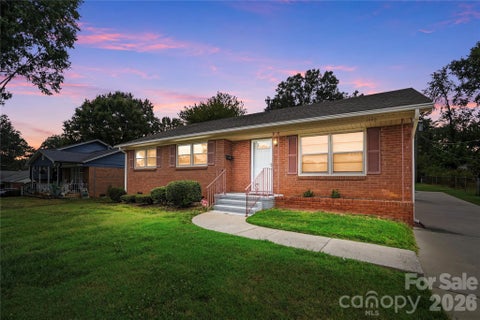 Photo of 1745 Northbrook Drive, Charlotte, NC 28216 (MLS # 4428285)