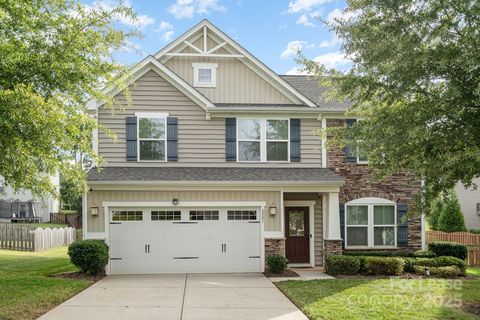 Photo of 3531 Ettrick Place, Charlotte, NC 28278 (MLS # 4315152) Photo of 3531 Ettrick Place, Charlotte, NC 28278 (MLS # 4315152)