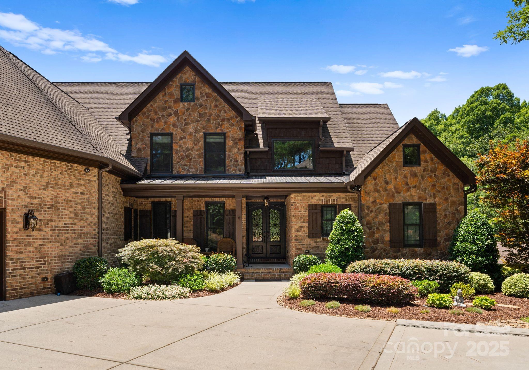 1220 Broadside Road