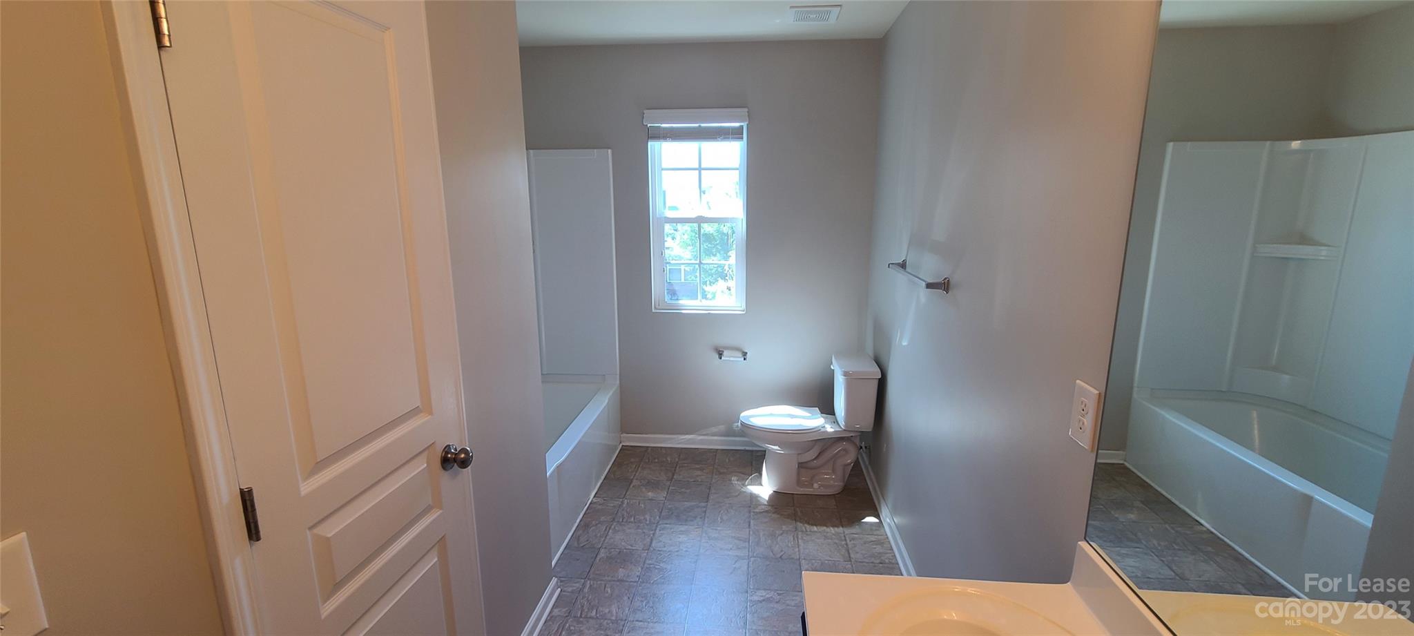 Mallard Lake - Residential Lease