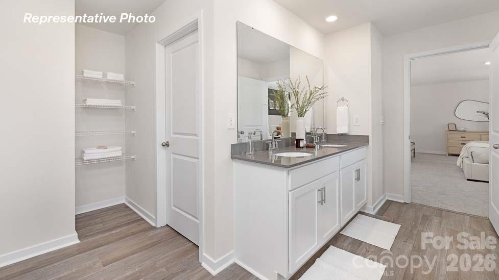 The Hamptons at Hickory - Residential