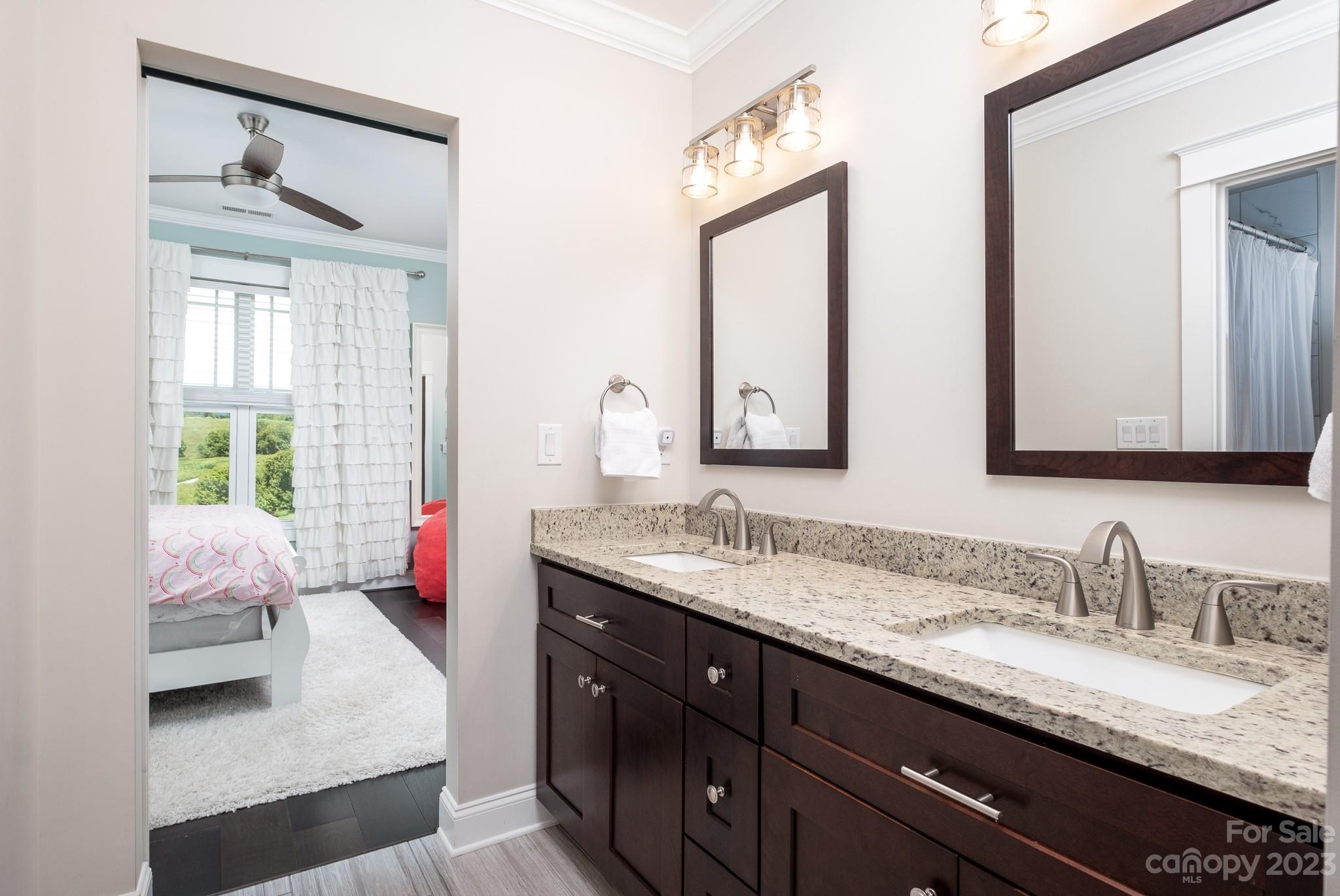 Hollabrook Farm - Residential