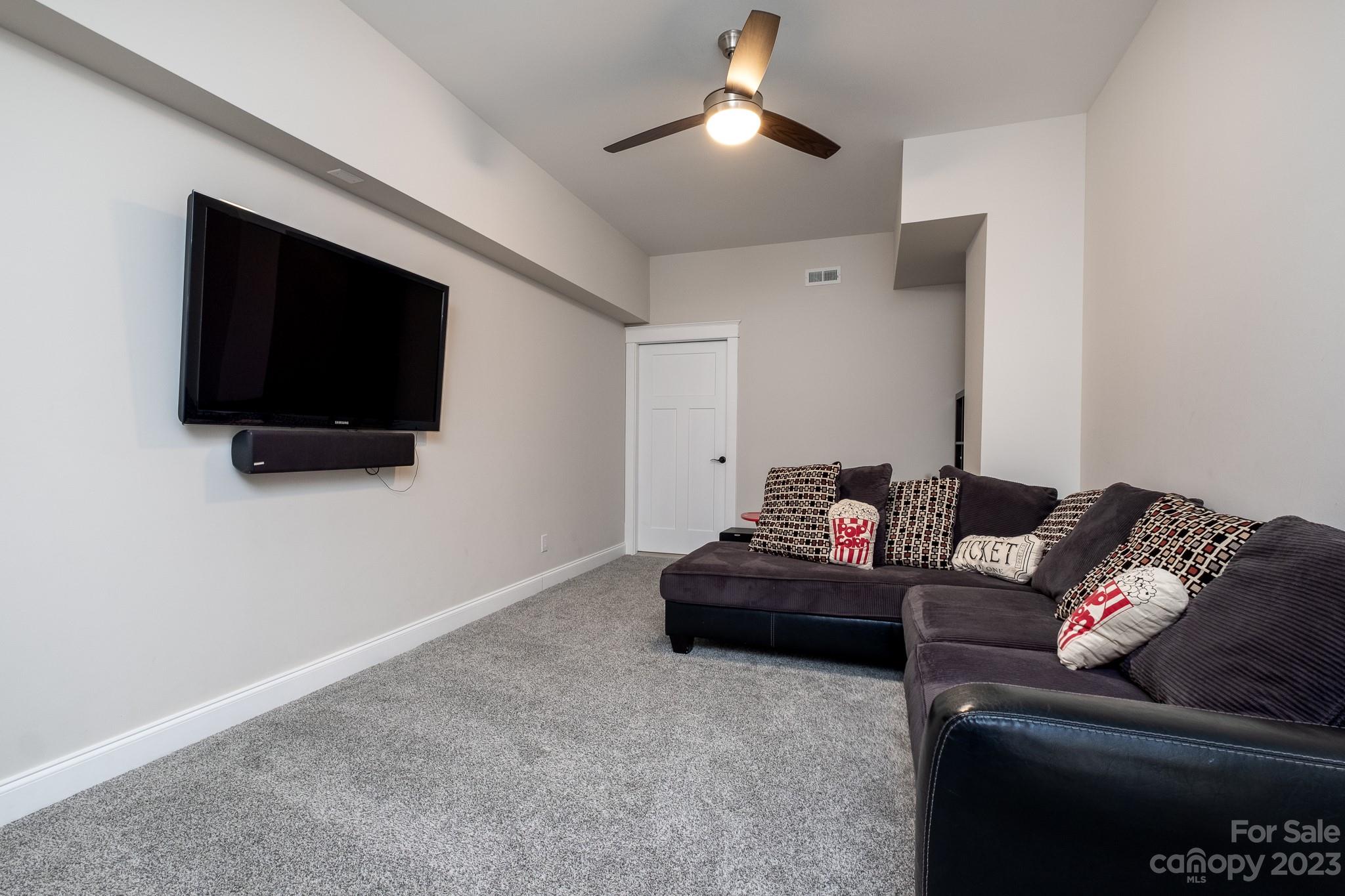 Hollabrook Farm - Residential