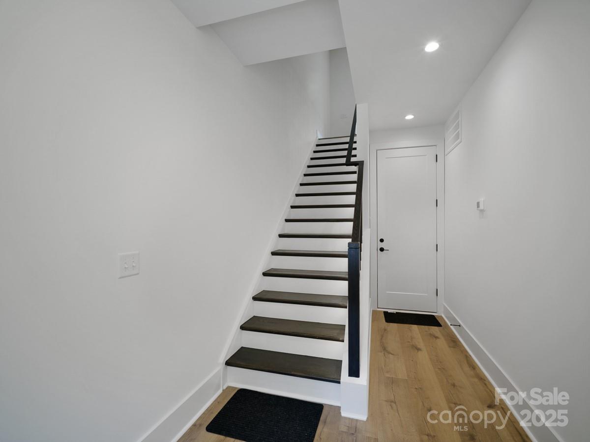 Elizabeth - Residential