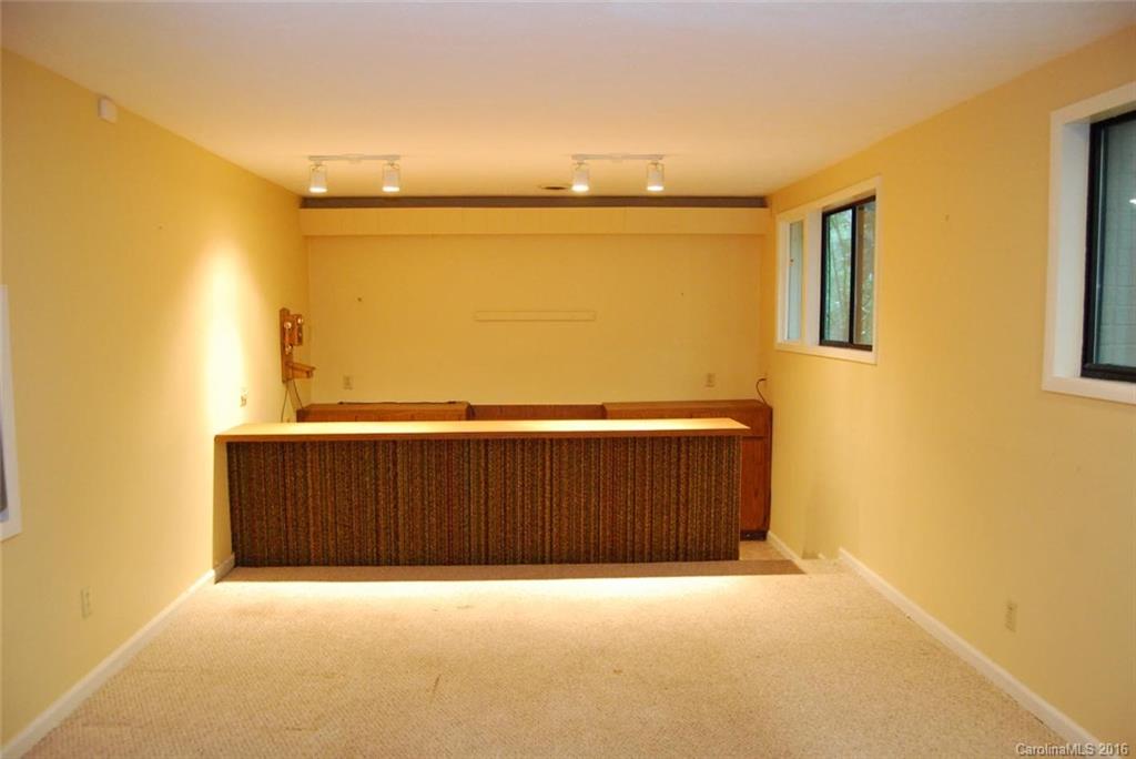 Lake Toxaway Estates - Residential