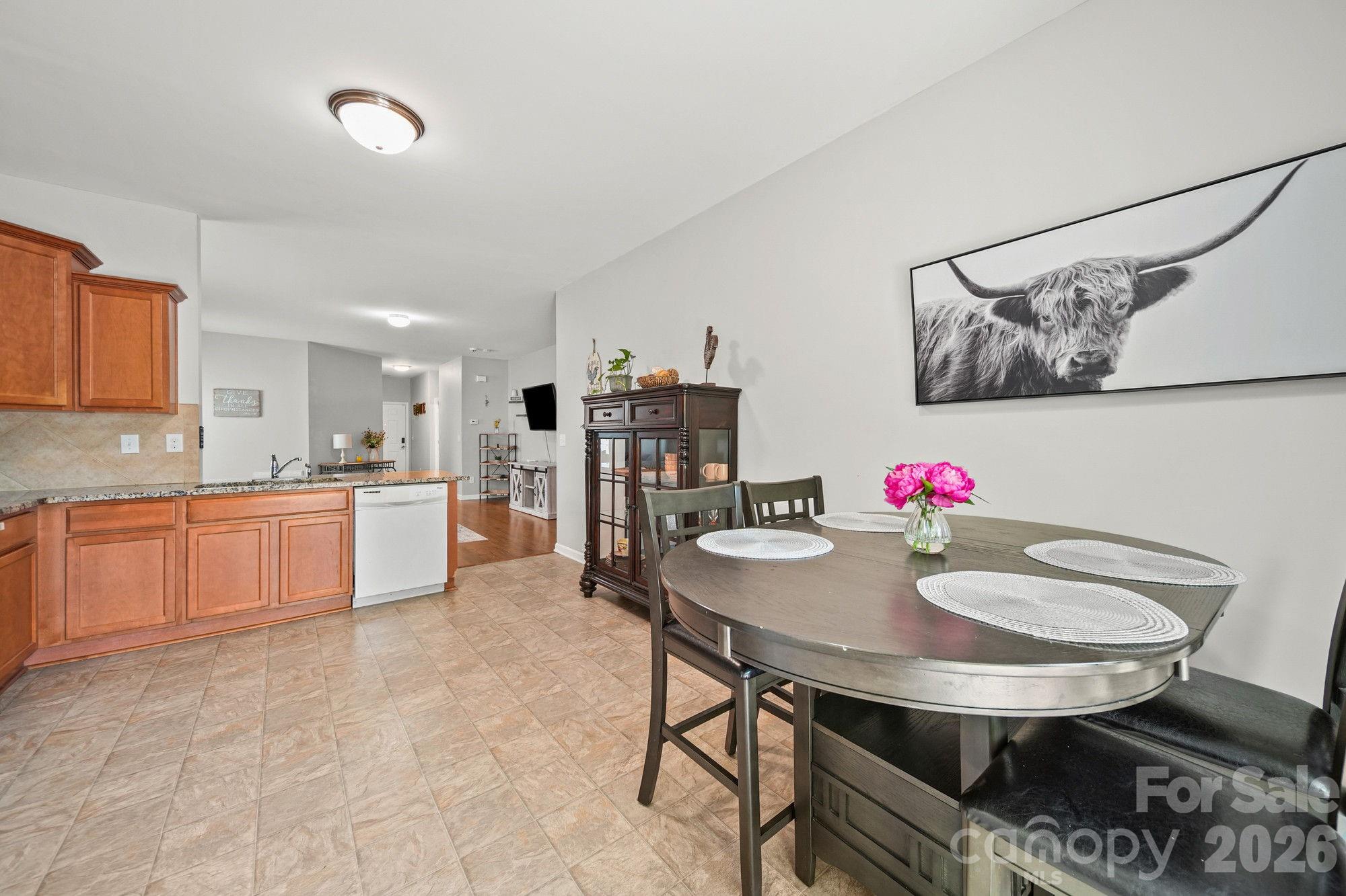 Newport Lakes - Residential