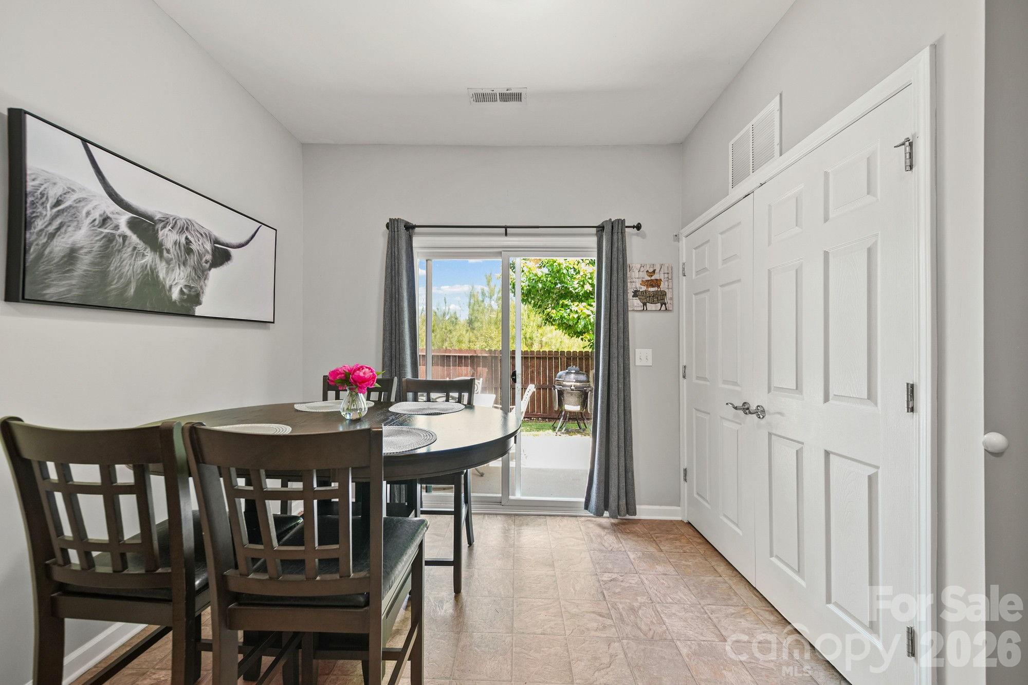 Newport Lakes - Residential
