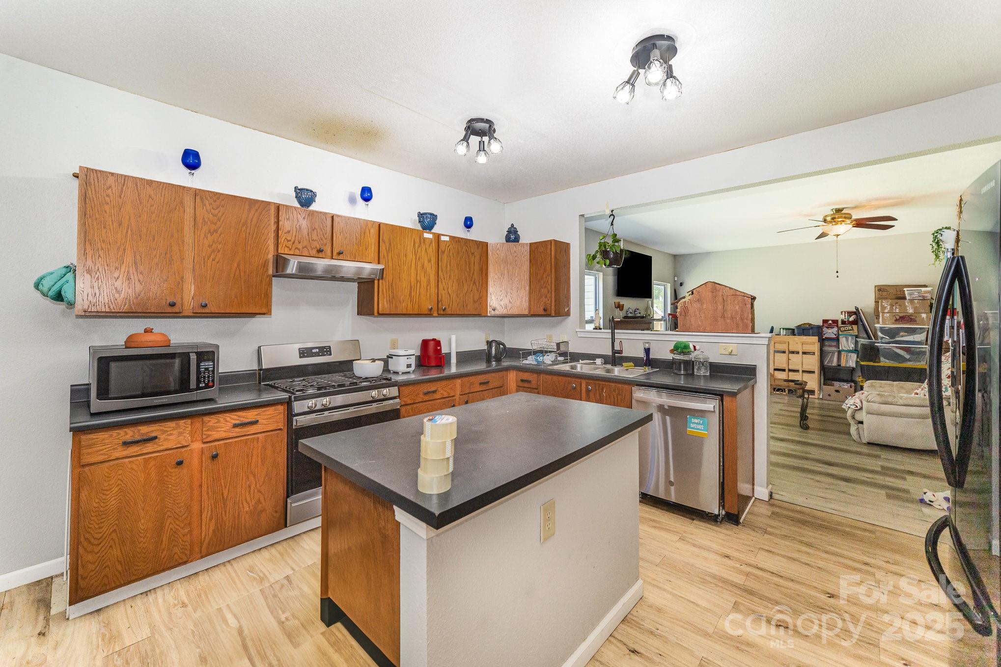 3882 Shasta Circle