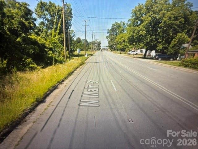 512 N Main Street