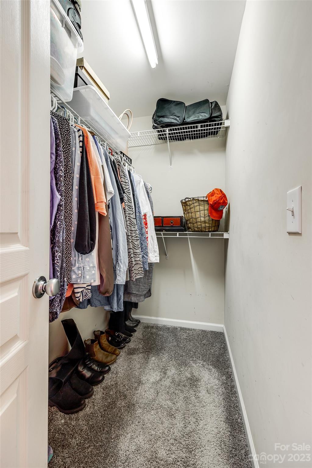 Ridge Pointe - Residential