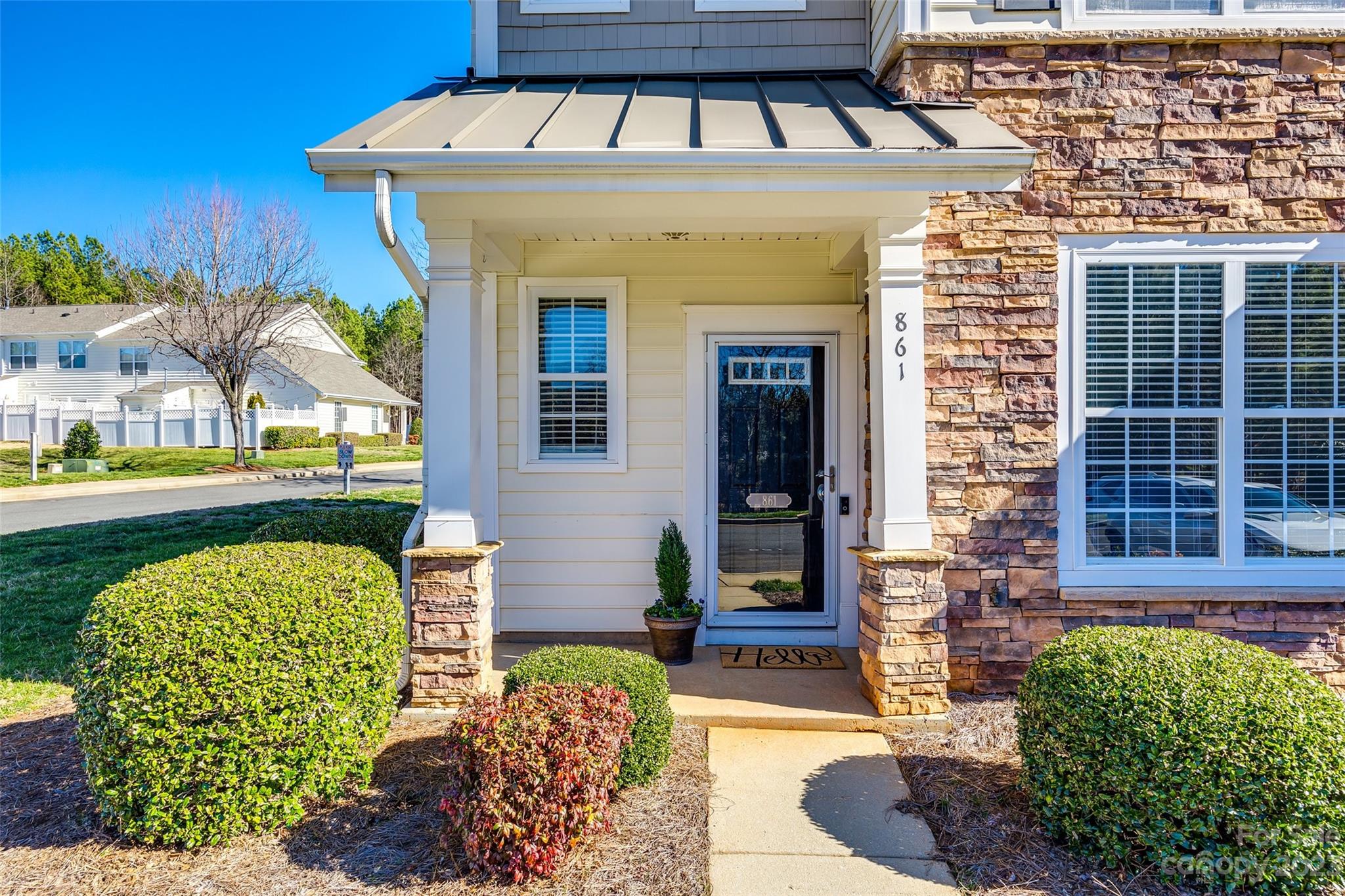 Ridge Pointe - Residential