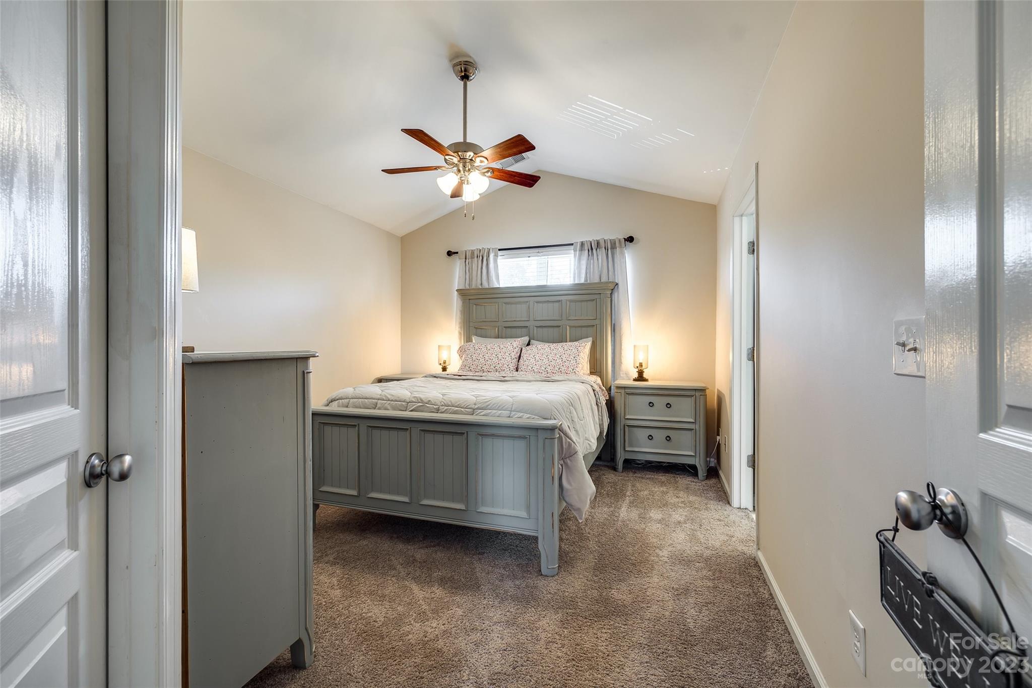 Ridge Pointe - Residential