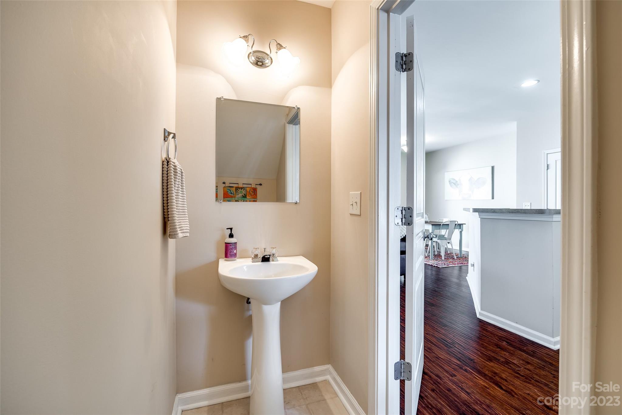 Ridge Pointe - Residential