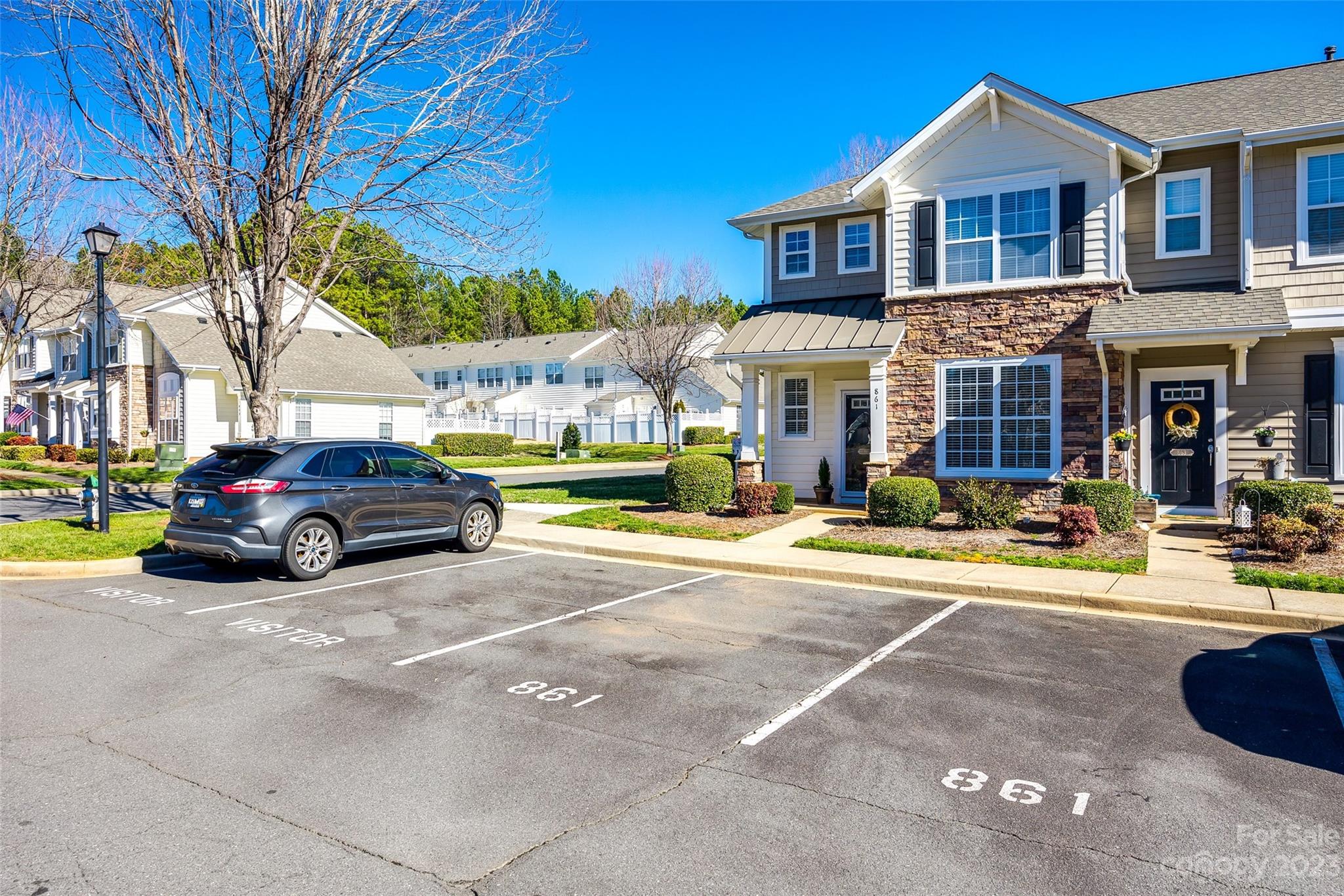 Ridge Pointe - Residential