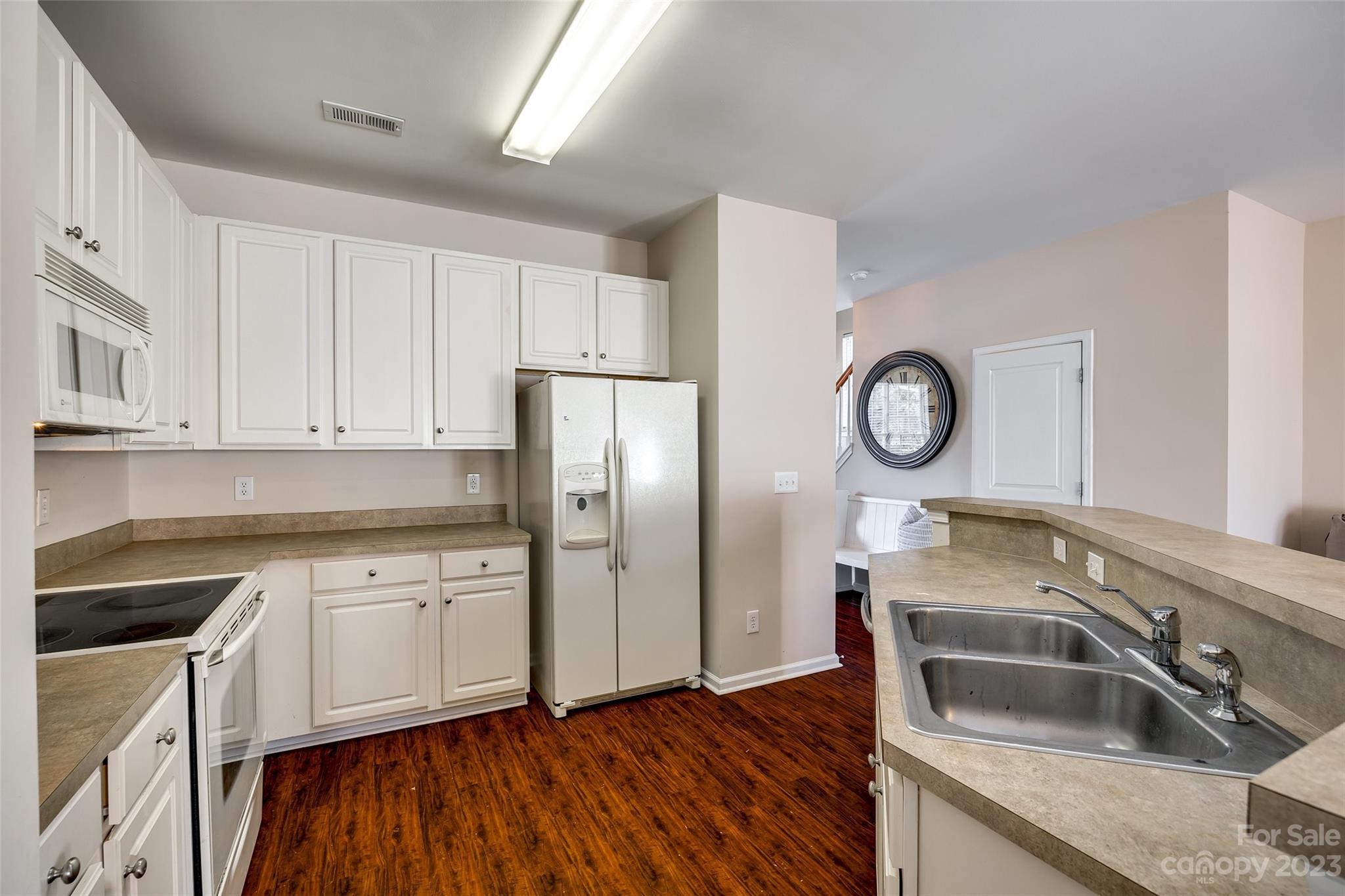 Ridge Pointe - Residential