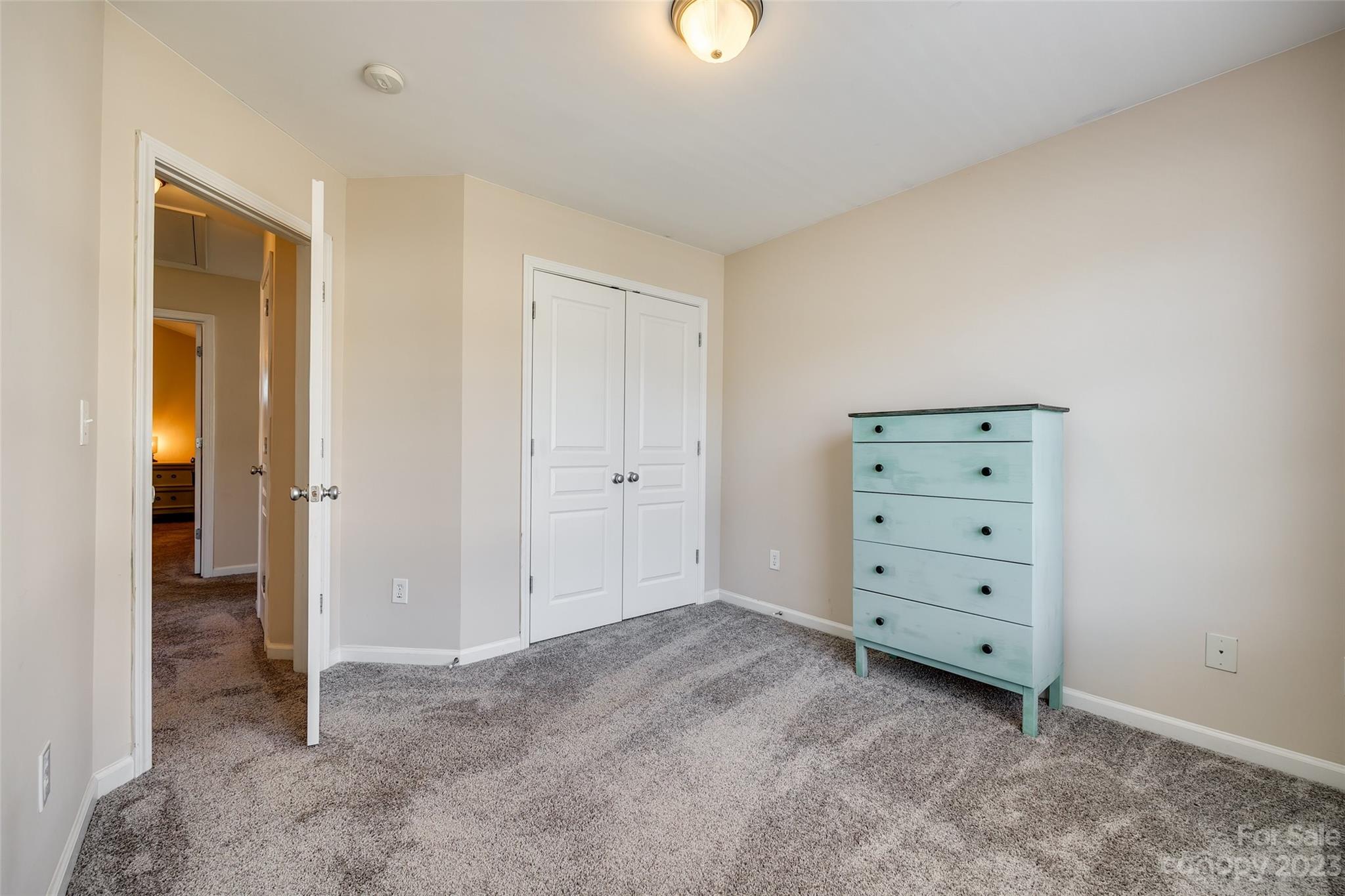 Ridge Pointe - Residential