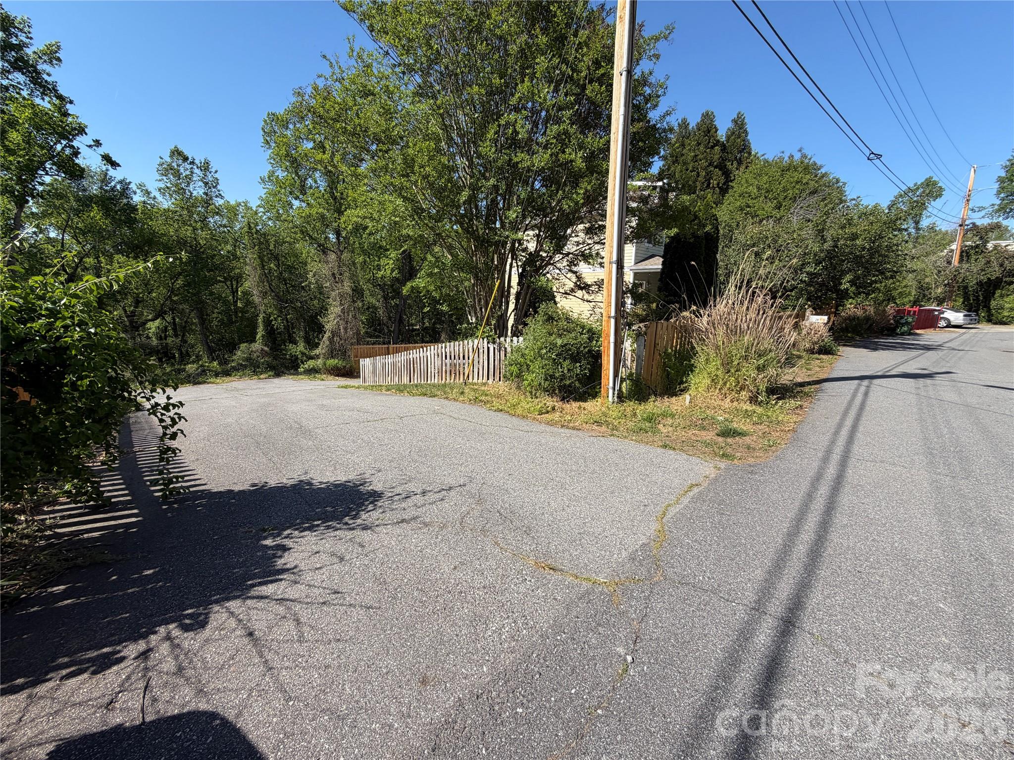 Edgewood Park - Land