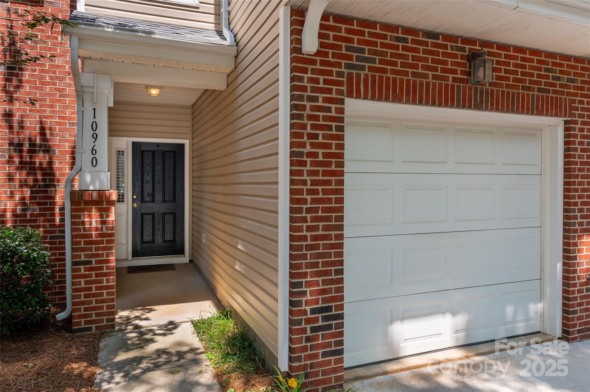 10960 Princeton Village Drive