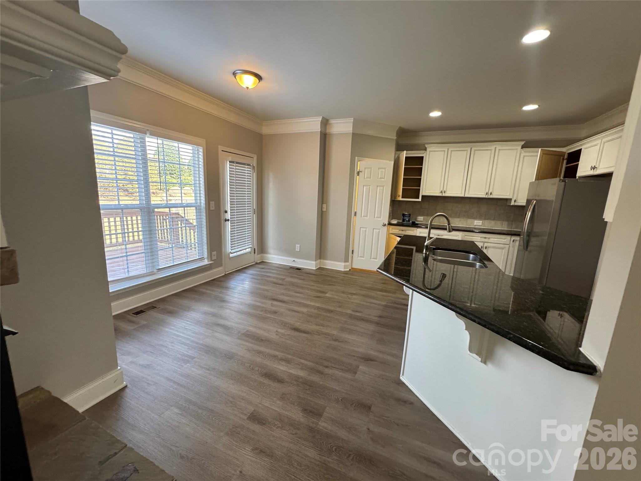 619 NW Harrison Drive NW