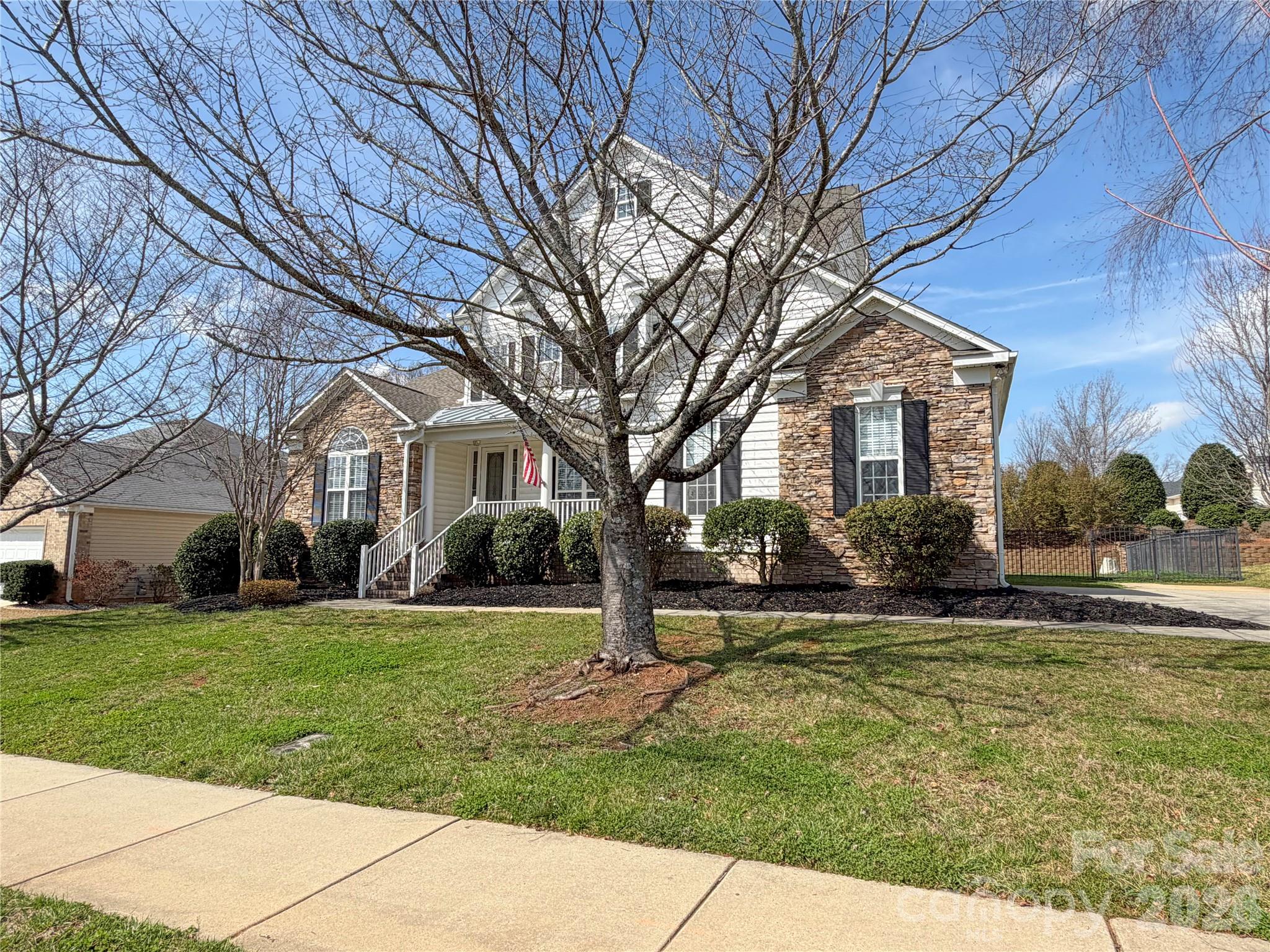 619 NW Harrison Drive NW