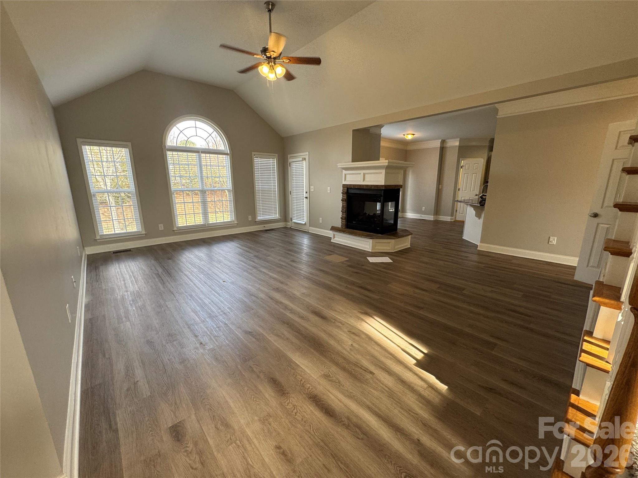 619 NW Harrison Drive NW