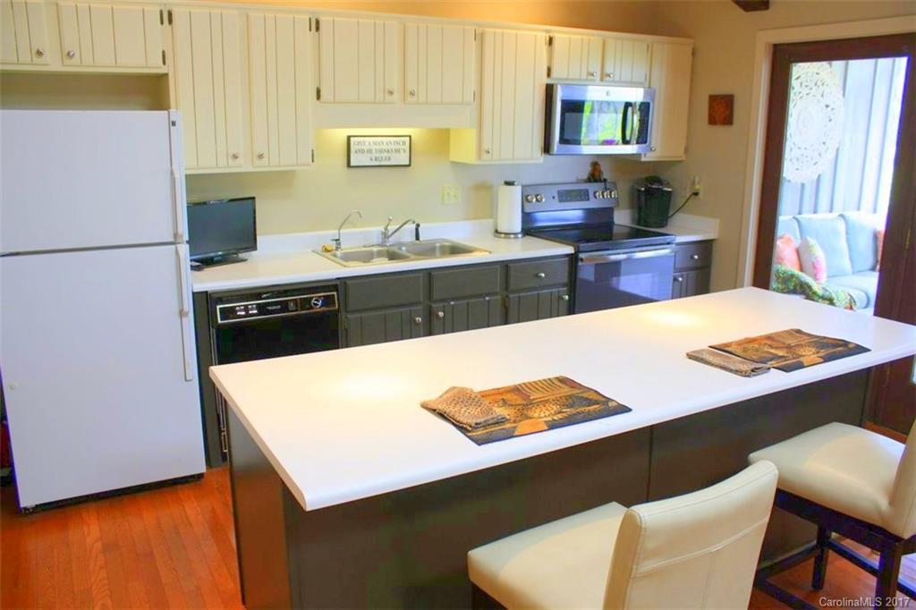 Wolf Laurel - Residential