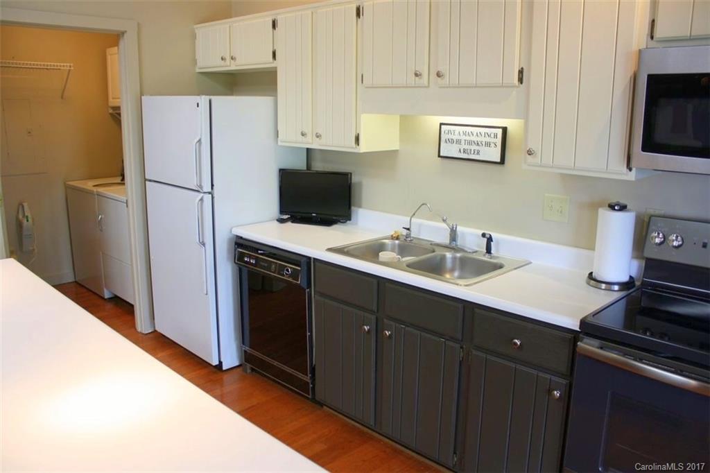 Wolf Laurel - Residential