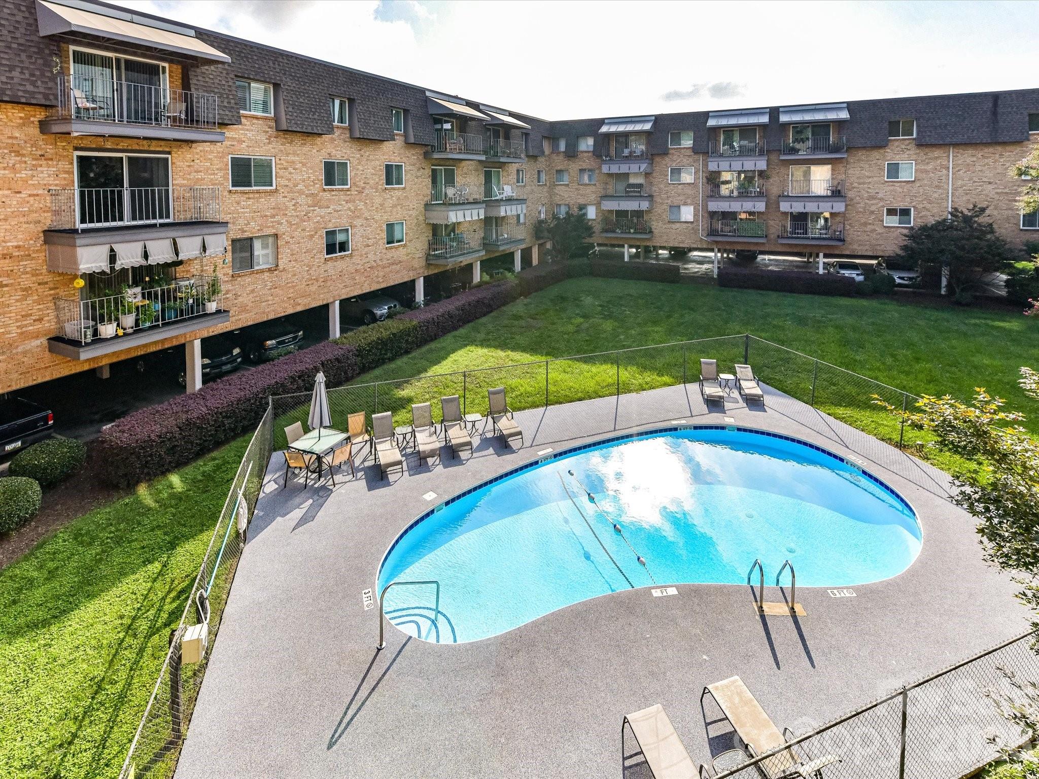 Charlotte House - Residential