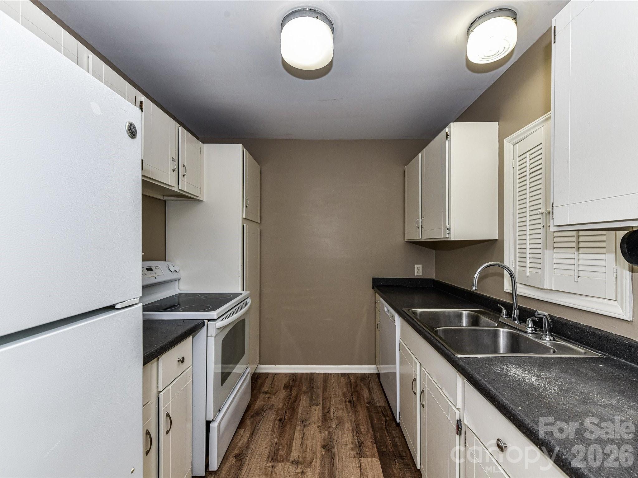 Charlotte House - Residential