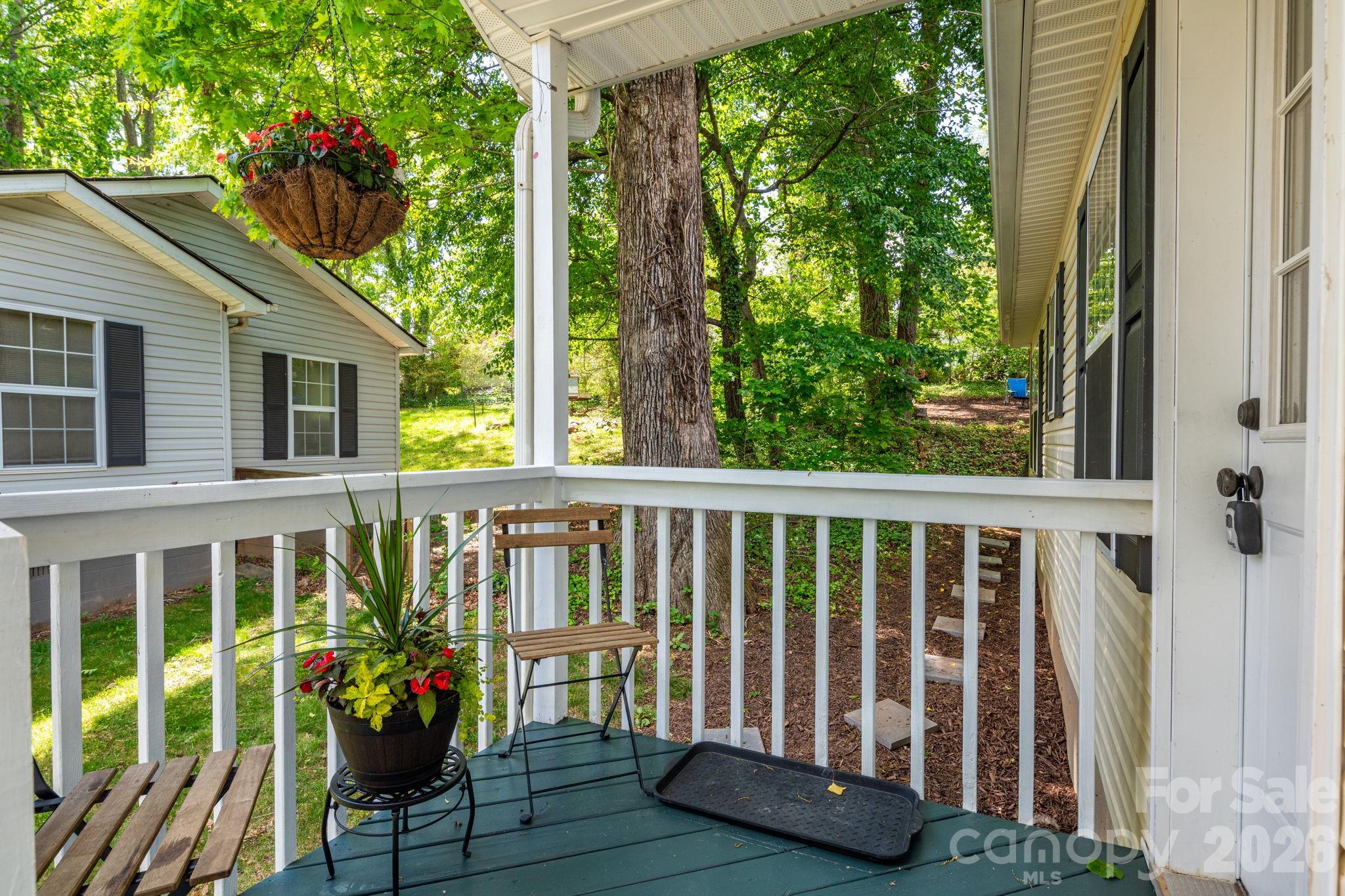 112 Shadowlawn Drive