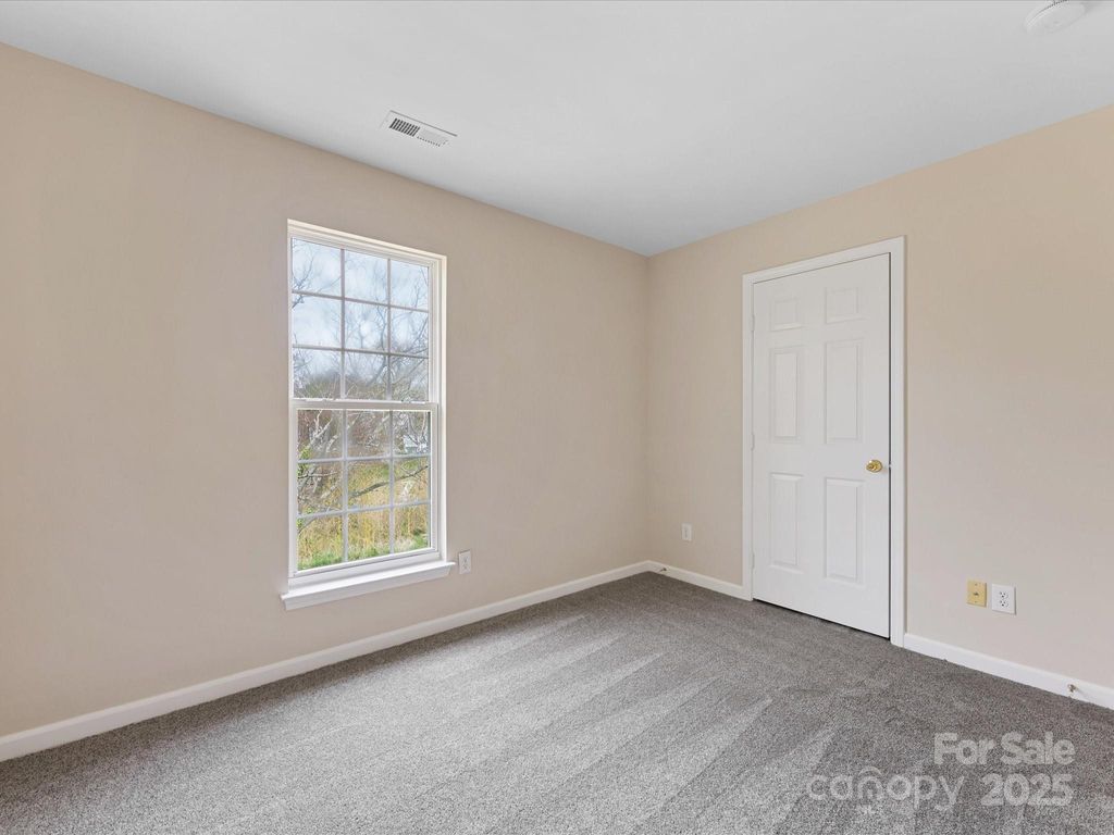 listing image 30
