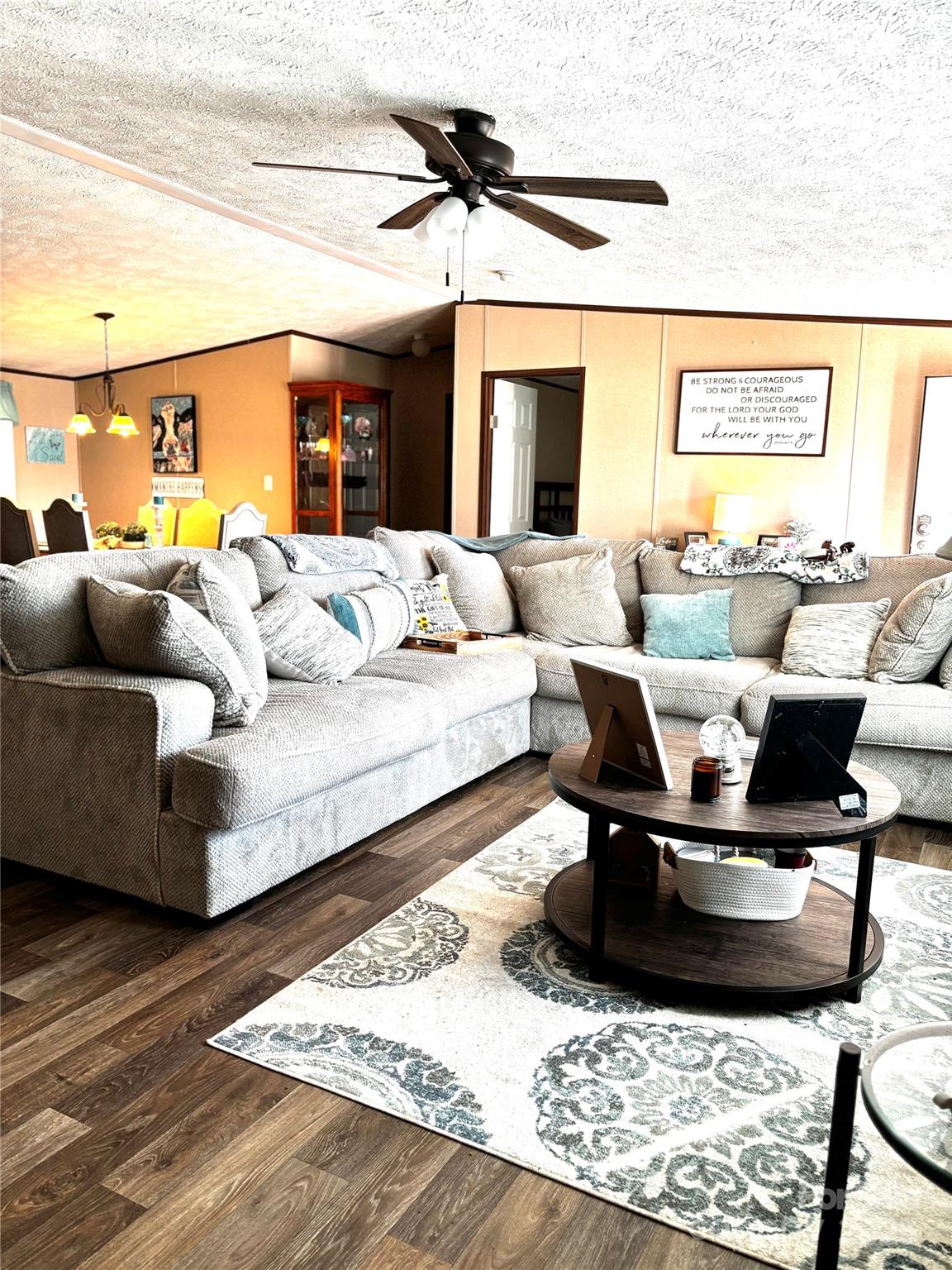 3512 Meldonna Drive