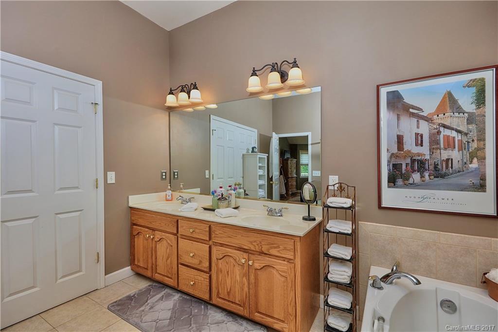 Sherwood Forest - Residential