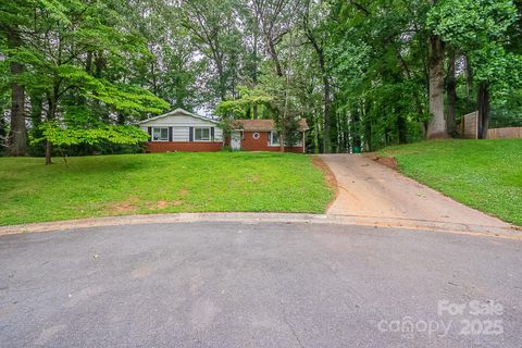 1401 Hillwood Court Charlotte NC 28210