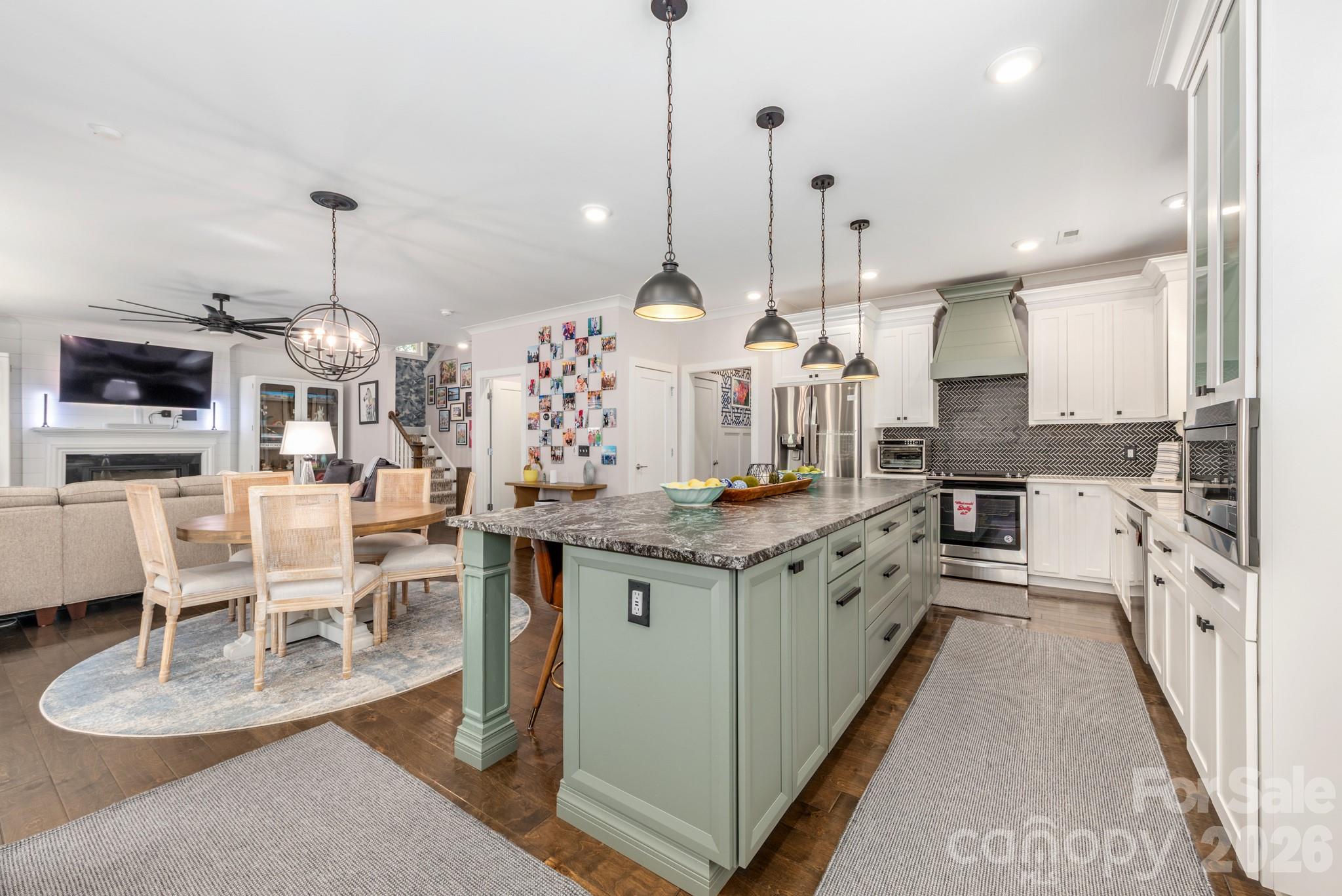 Plaza Heights - Residential