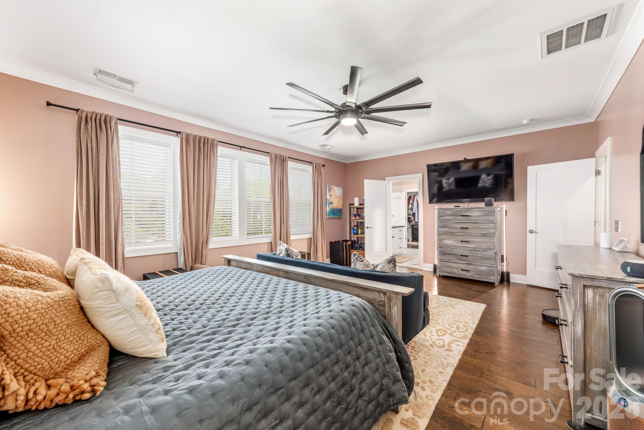 Plaza Heights - Residential