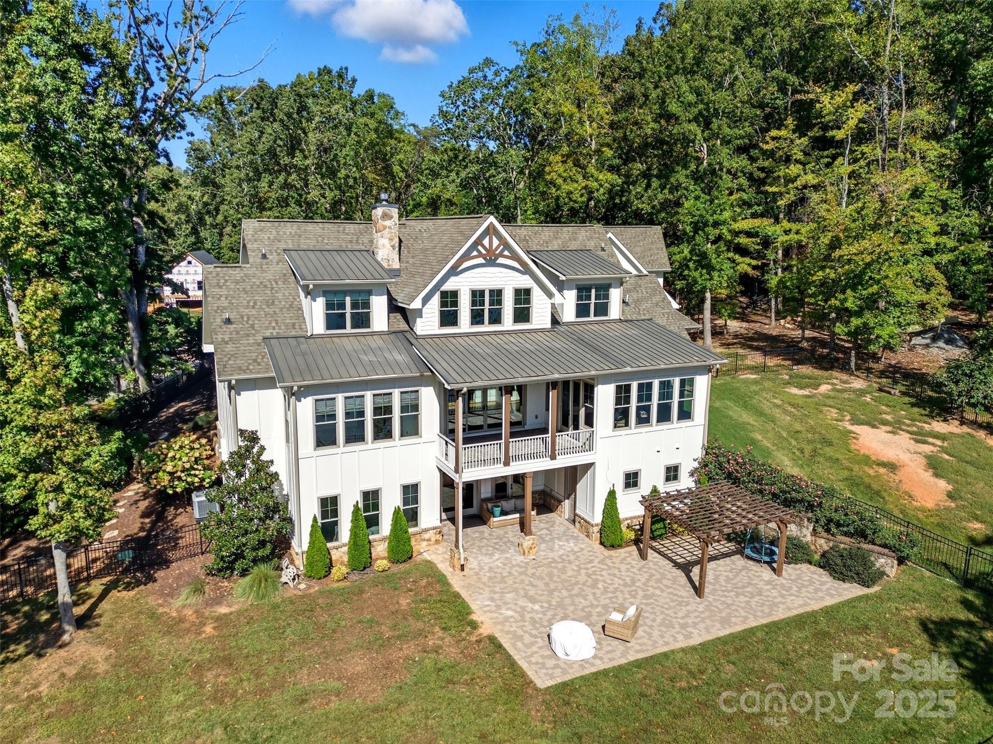 1037 Nutall Oak Lane