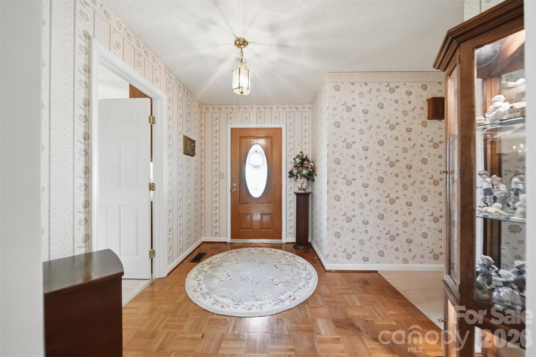 916 Plantation Drive