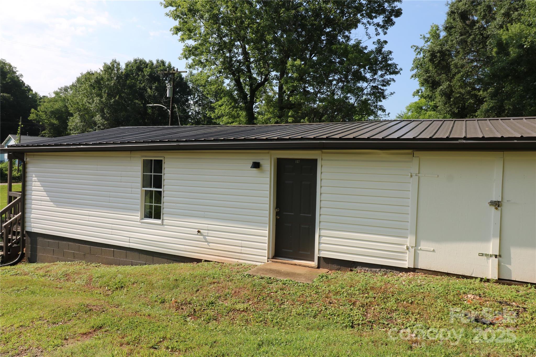 127 Setzer Street